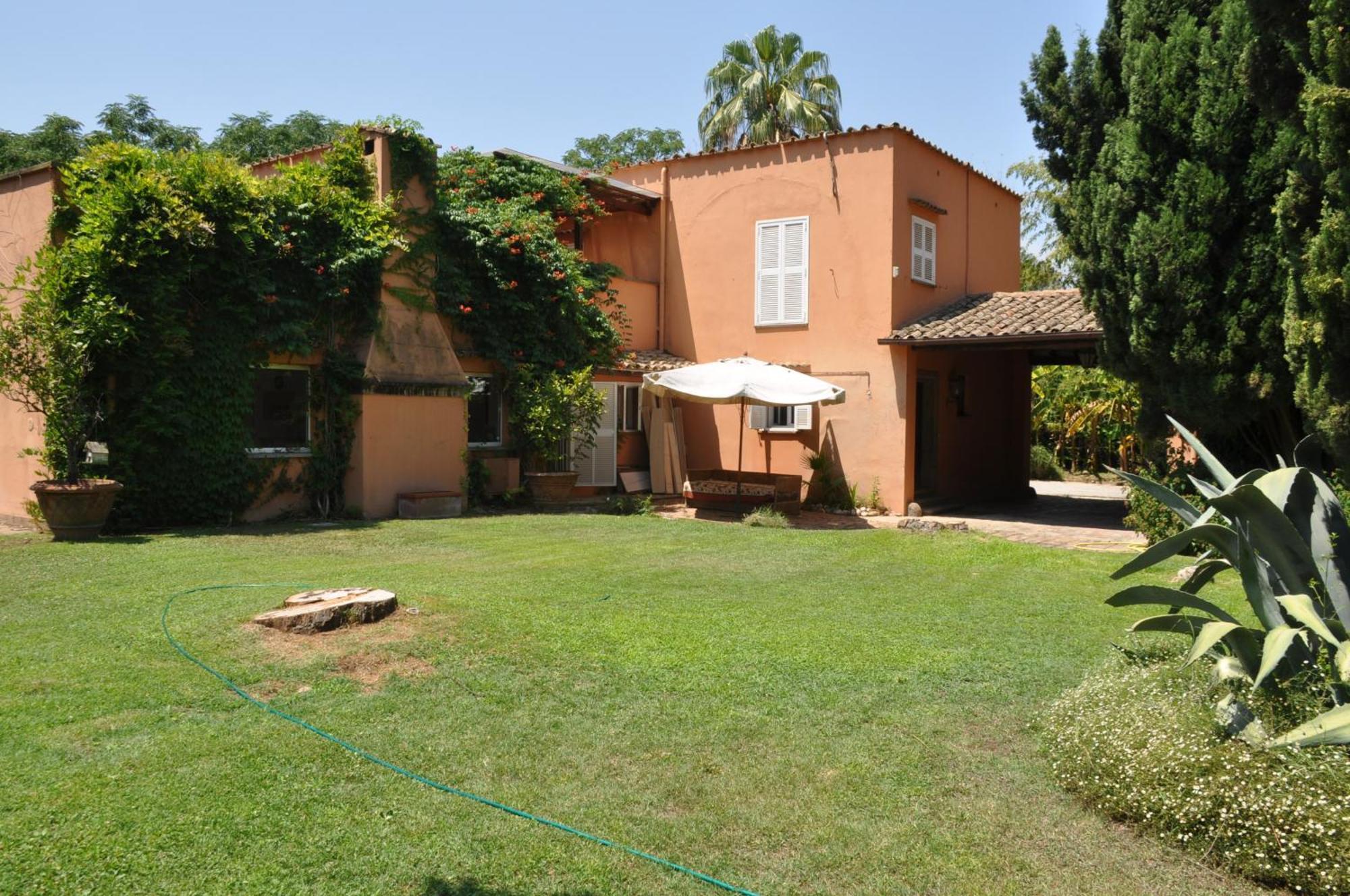 Luxury - Appia Antica Roma